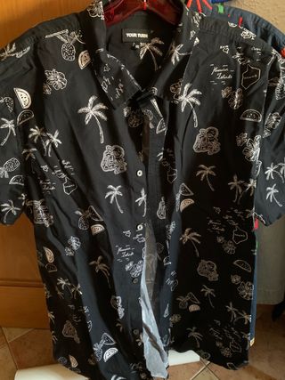 Camisas Hawaianas de segunda mano en la provincia de Málaga Camisas Hawaianas de segunda mano en la provincia de Málaga