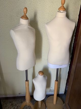 LOTE DE 3 MANIQUÍES INFANTILES de segunda mano por 50 EUR en Almería en  WALLAPOP