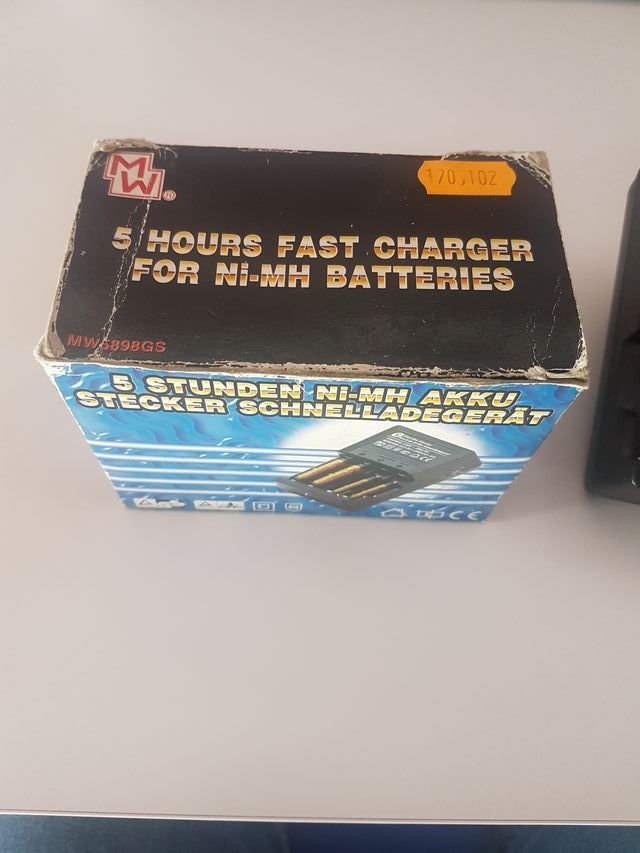 Cargador Baterías Ni-NH