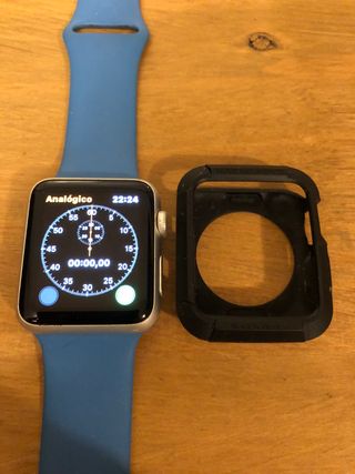 Reloj Apple watch 7000 series 42mm de segunda mano por 150 EUR en Barcelona  en WALLAPOP