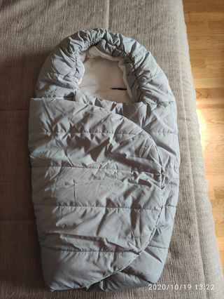 Saco bebés capazo de segunda mano en la provincia de Saco Capazo + Colcha Morrosquina Pique Blanco Puntilla Ro