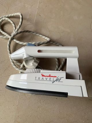 Plancha de viaje Moulinex de segunda mano por 8 EUR en Fuengirola en  WALLAPOP