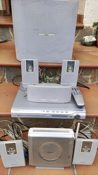 Home Cinema Philips inalámbrico de segunda mano por 60 EUR en Girona en  WALLAPOP