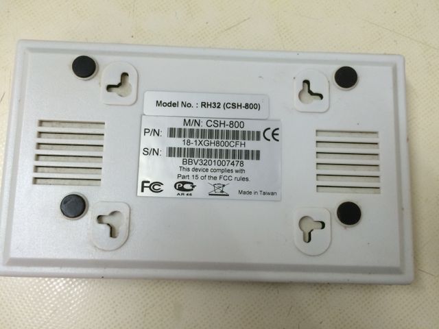 Switch Ethernet a 8 porte cnet RH32 (CSH-800)