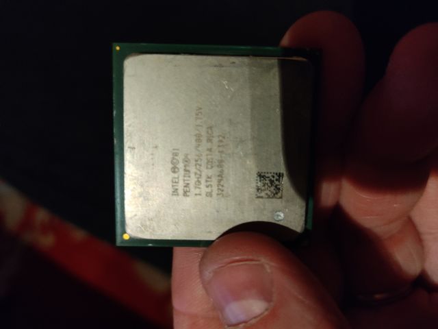 se venden CPU'S pentium 3 Y puentium 4