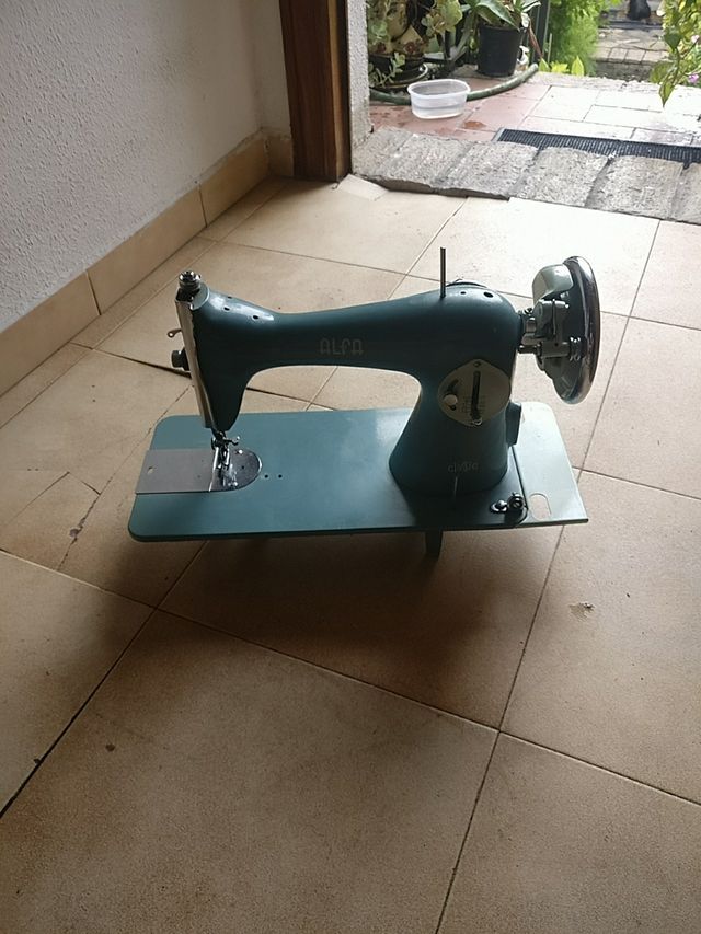 Maquina de coser Alfa Classic