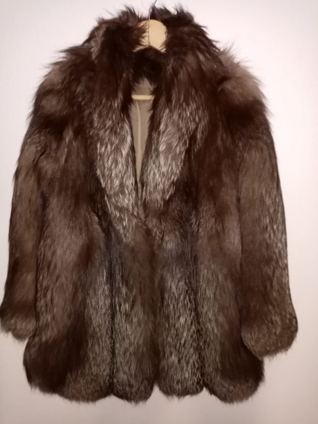 vendo abrigo de zorro plateado de la patagonia aut