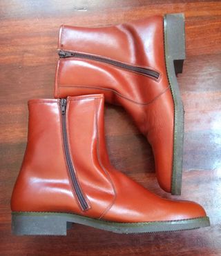 Botines piel hombre SIN ESTRENAR de segunda mano por 39 EUR en Viveiro en  WALLAPOP