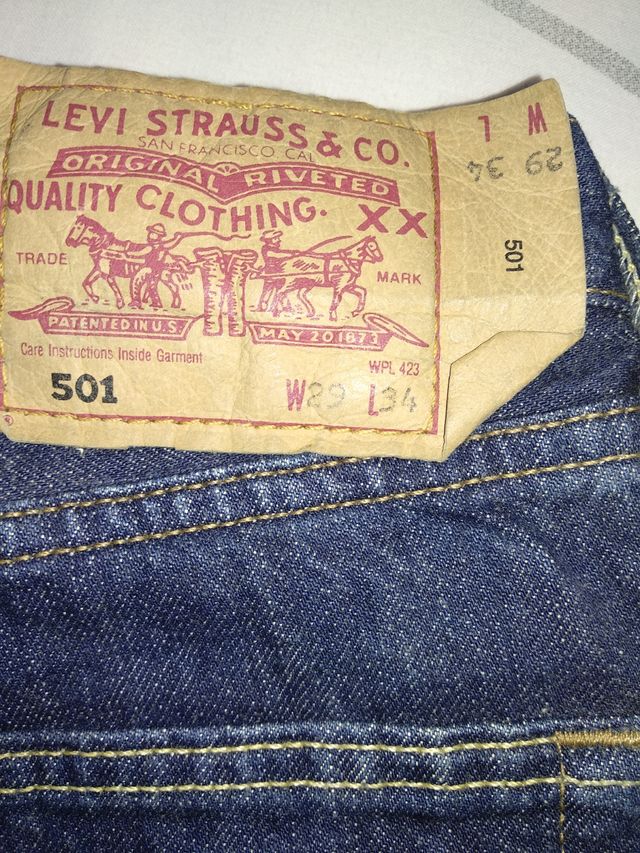 pantalones levi's