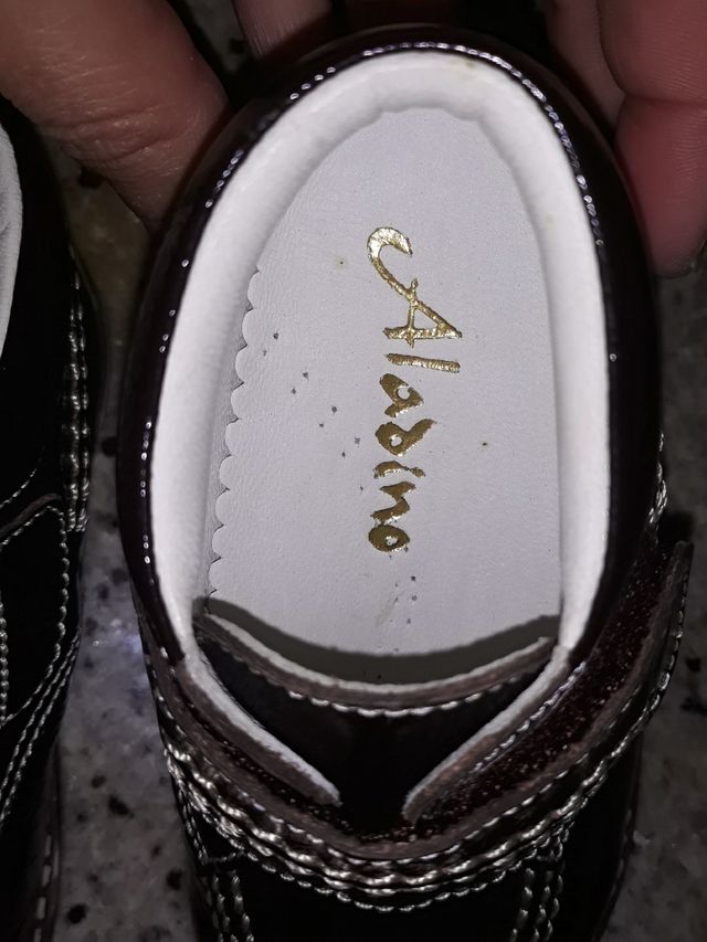 botines zapatos charol 22 NUEVOS marrones niño