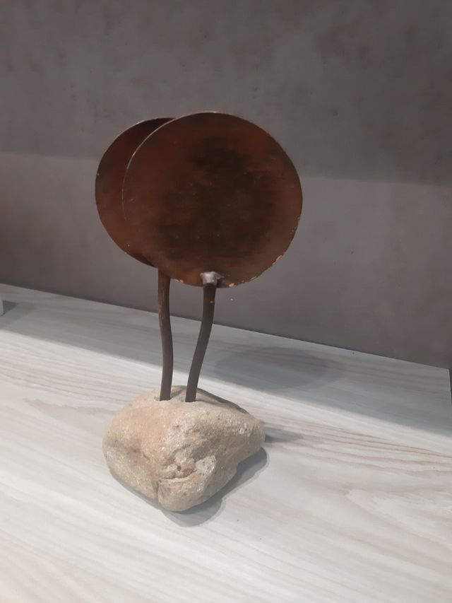 escultura piedra natural