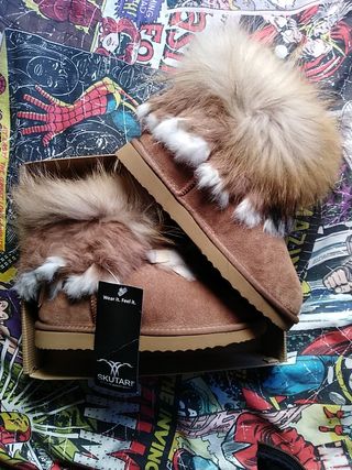 Botas Skutari de segunda mano por 40 EUR en Málaga en WALLAPOP