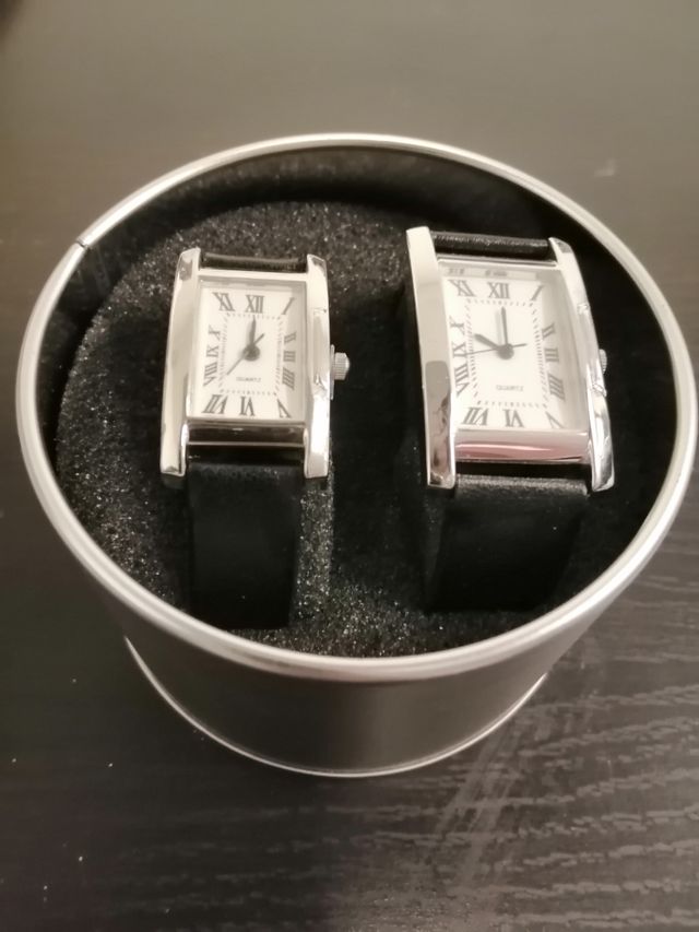 Dos relojes ( hombre y mujer)