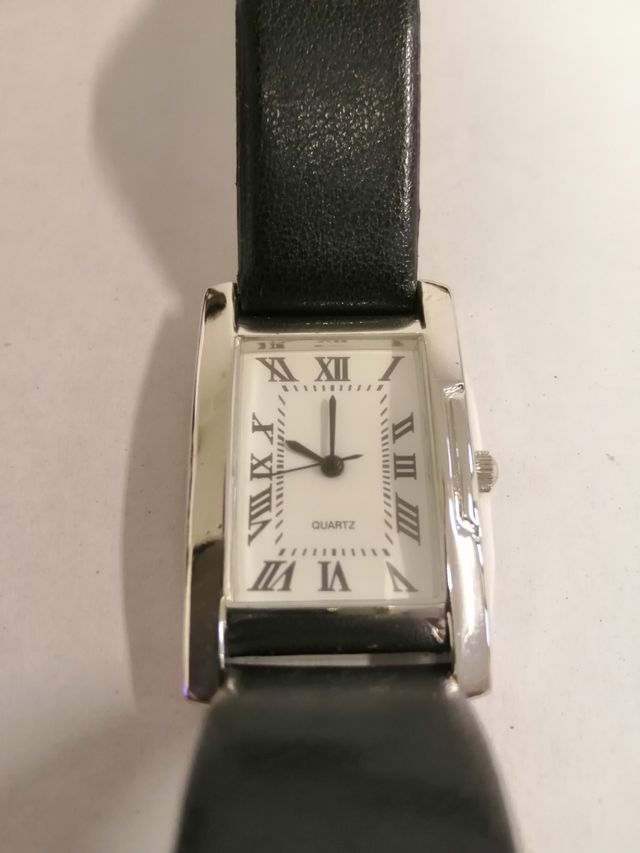 Dos relojes ( hombre y mujer)
