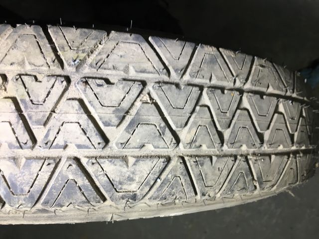 RUEDA DE REPUESTO DE BMW E36 SIN USO