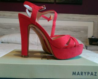 Sandalias Rojas MaryPaz de segunda mano por 12 EUR en O Birloque en WALLAPOP