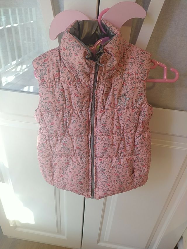 Abrigo Chaleco marca Brotes talla 12-18