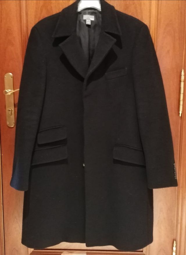 Abrigo negro , talla L