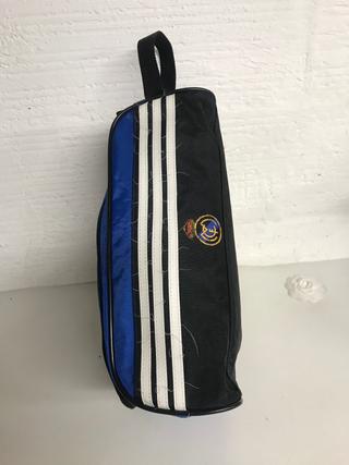 NECESER ZAPATOS ADIDAS REAL MADRID