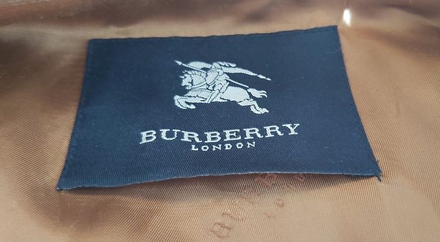 Abrigo Buberry hombre talla 54 camel