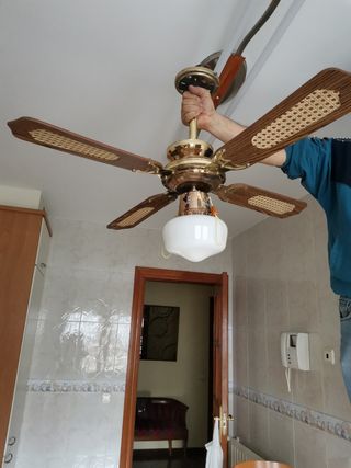 Ventiladores de Techo segunda mano en la provincia de Ventilador de techo a estrenar!! de segunda mano por 70 € en