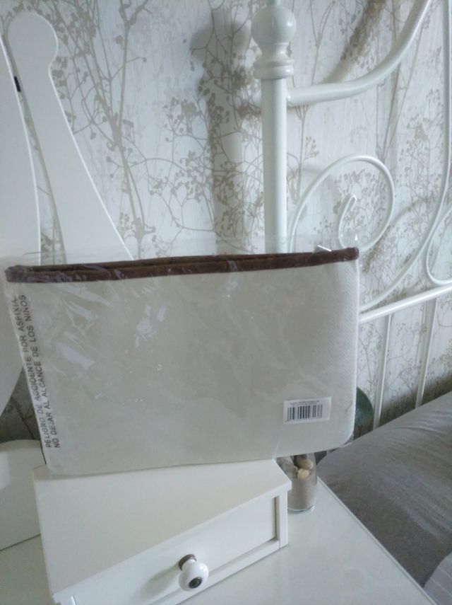 CARTERA GRANDE NUEVA DE MANO