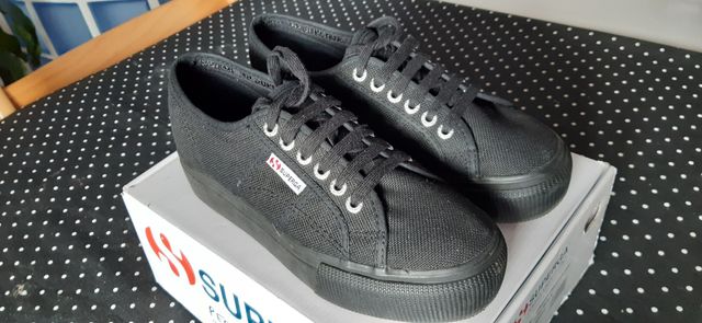 Zapatilla SUPERGA