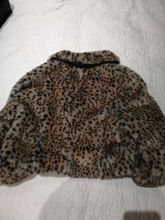 Cazadora corta de pelo talla M