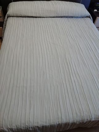 Colcha de segunda mano en Gandía en WALLAPOP Colcha cama matrimonio de segunda mano por 15 € en Gandía en