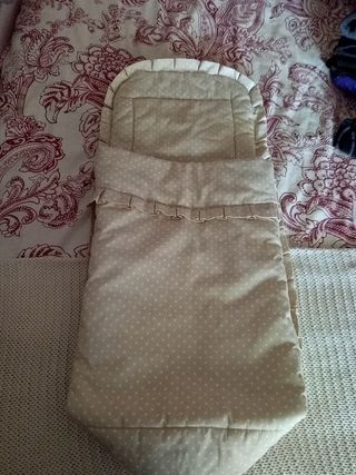 Funda de capazo universal de segunda mano en la provincia de Juego sábanas capazo de segunda mano por 2 € en Málaga en