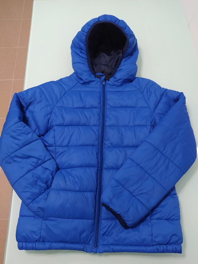 Abrigo ligero. Talla 8
