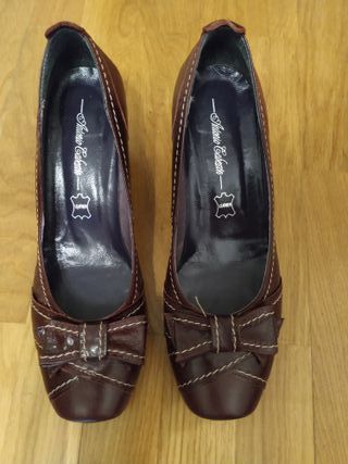 Zapatos de mujer número 40 de segunda mano por 5 EUR en Cameno en WALLAPOP