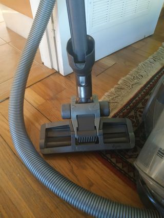 Aspiradora DC32 allergy parquet plus - Precio nego de segunda mano por 65  EUR en Sant Feliu de Llobregat en WALLAPOP