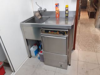 MAQUINARIA RESTAURANTE.VENDO POR CIERRE