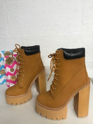 BOTINES PLATAFORMA JEFFREY CAMPBELL T.38 nuevas