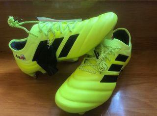 Médula ósea Monet cisne Botas de fútbol con tacos de segunda mano en la provincia de Guipúzcoa en WALLAPOP Médula ósea Monet cisne Botas de fútbol con tacos de segunda mano en la provincia de Guipúzcoa en WALLAPOP