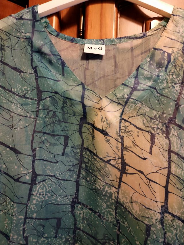 Blusón semitransparente - t. 48