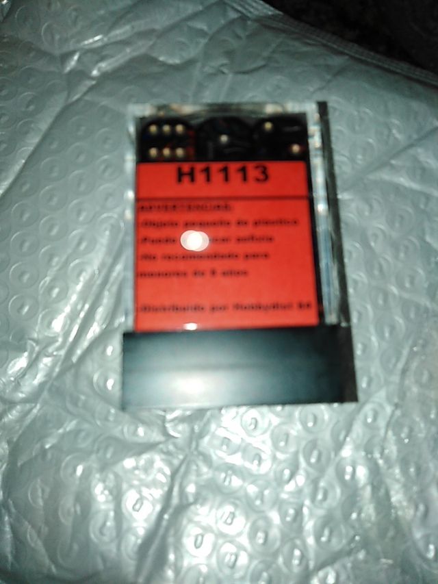 Dados. Caja de 36 dados D6 de 12 mm. H1113 Goldmis