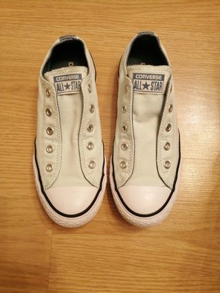 Converse originales color verde clarito talla 34 de segunda mano por 15 EUR  en Madrid en WALLAPOP