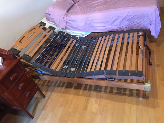 Camas articuladas y colchón 