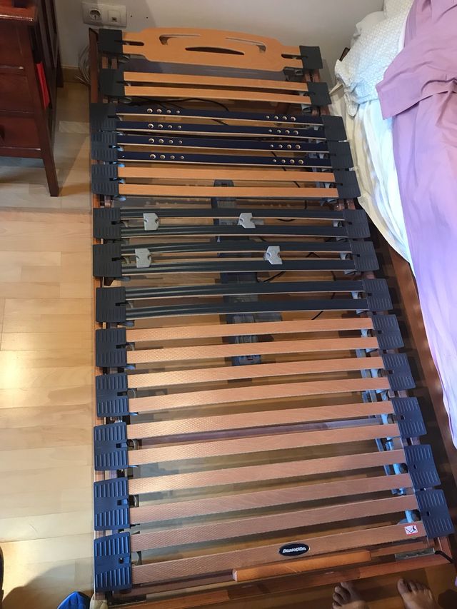 Camas articuladas y colchón 