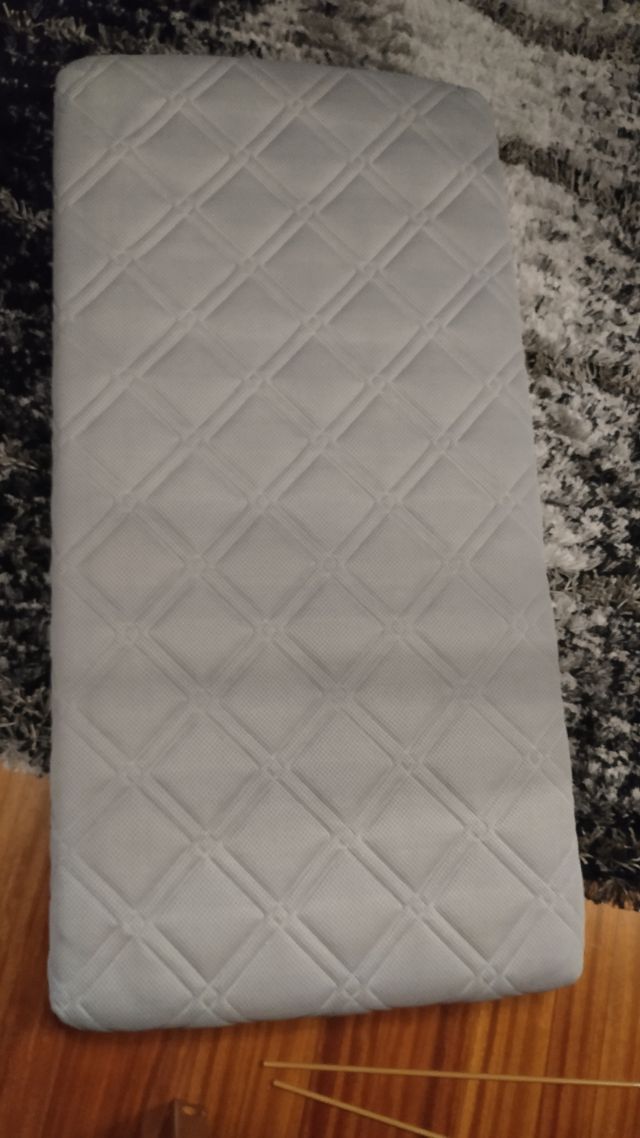 colchon de cuna viscoelástico como nuevo