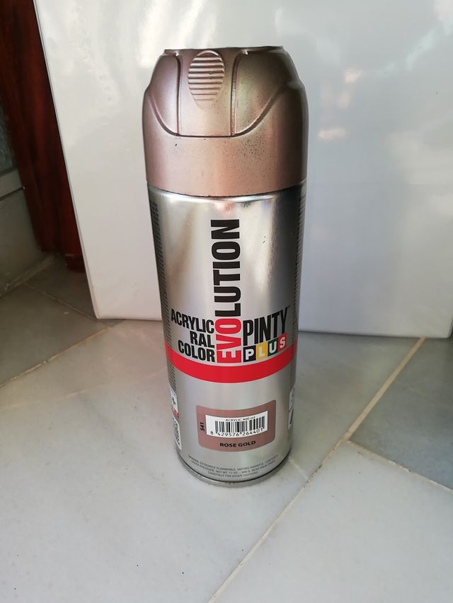 spray pintura acrílica rosa dorado
