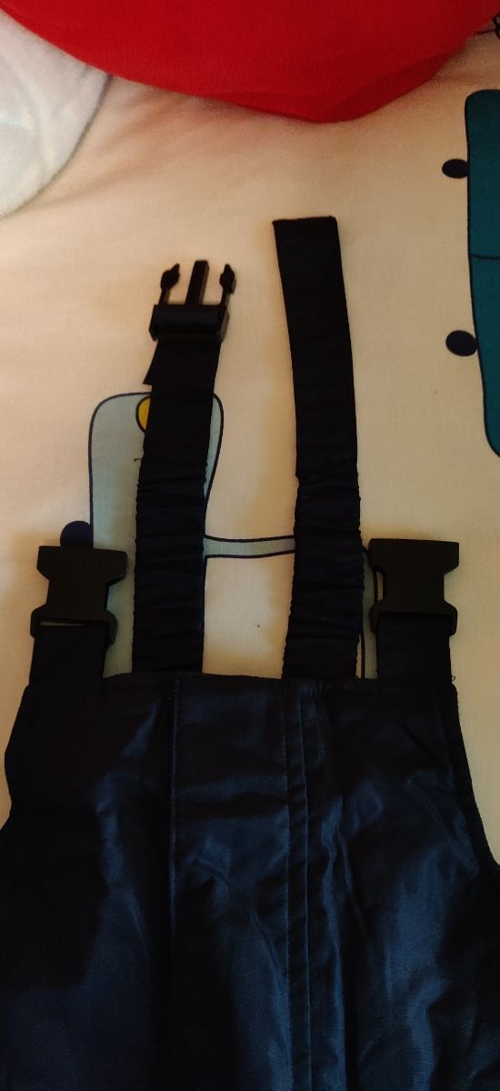 Mono o peto de ski. Niño. Talla 3-4. (104 CMS).