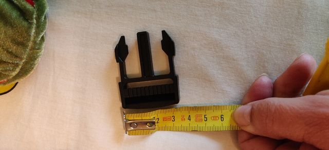 Mono o peto de ski. Niño. Talla 3-4. (104 CMS).