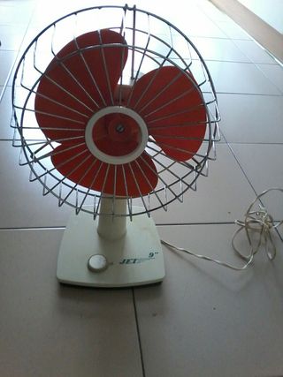 Ventilador de segunda mano por 20 € en Oviedo en WALLAPOP Ventilador de pie de segunda mano en Oviedo en WALLAPOP