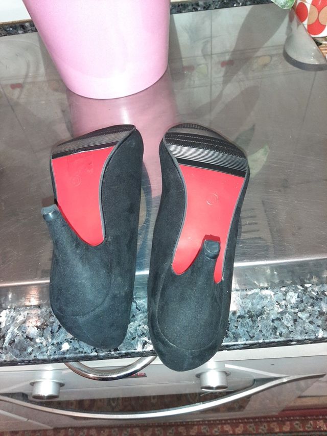 Zapatos negros.Colourcherie.Nuevos.
