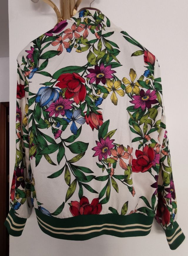 Chaqueta Stradivarius T-M