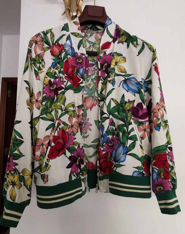 Chaqueta Stradivarius T-M