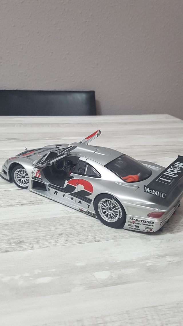 mercedes CLK-GTR Escala 1/18